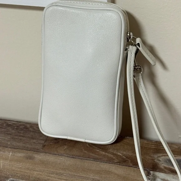 Coach 1941 Leather Wristlet - Picture 7 of 9